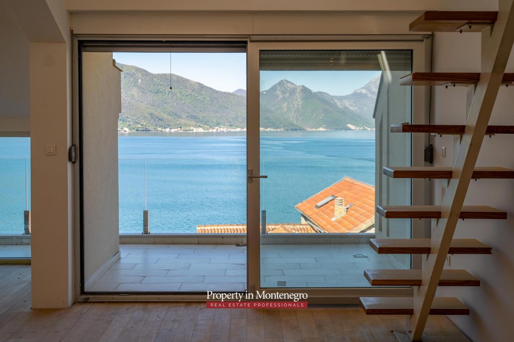 Duplex apartment for sale in Kotor