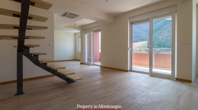 Penthouse for sale in Kotor