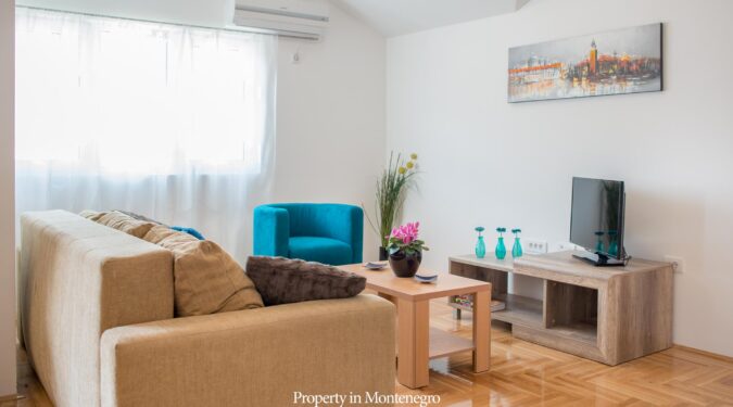 Three bedroom apartment for sale in Budva