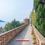 Castle house for sale in Herceg Novi