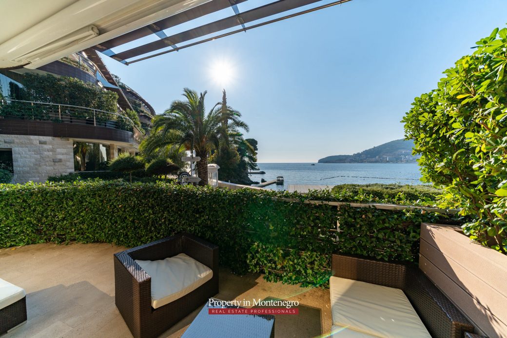 Luxury apartment for sale in Budva