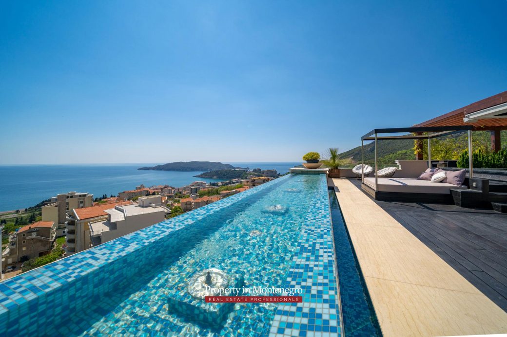 Luxury penthouse in Budva