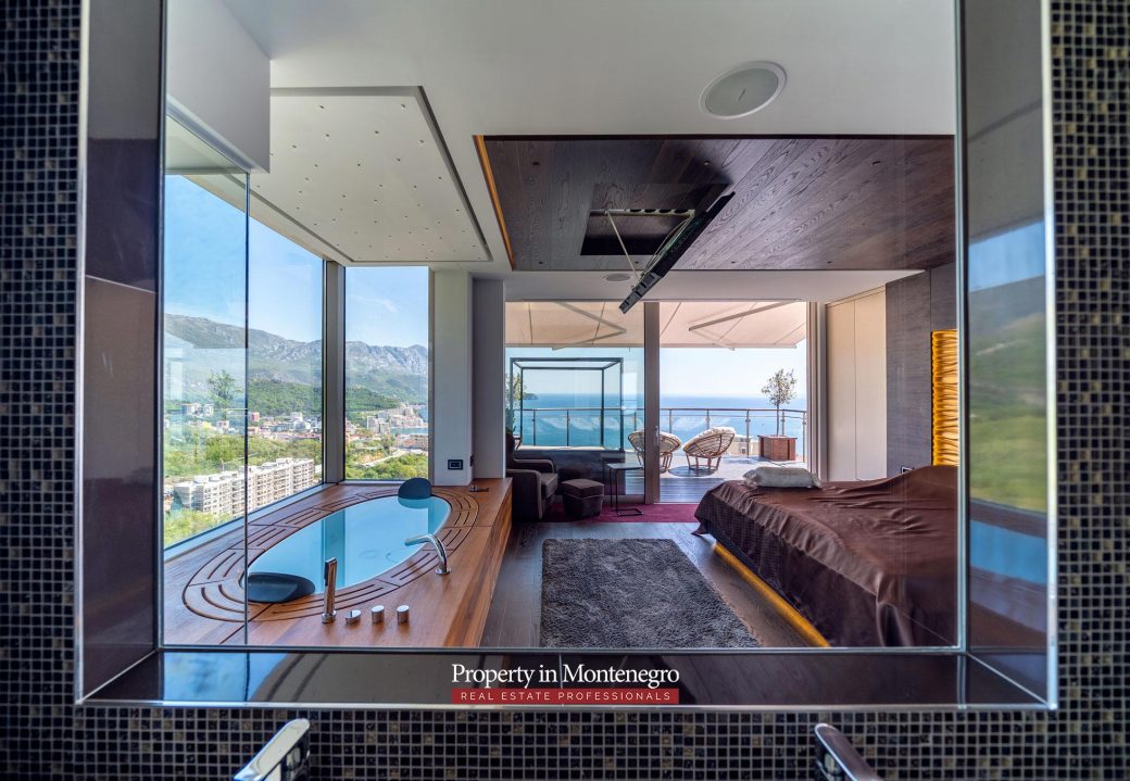 Luxury penthouse in Budva