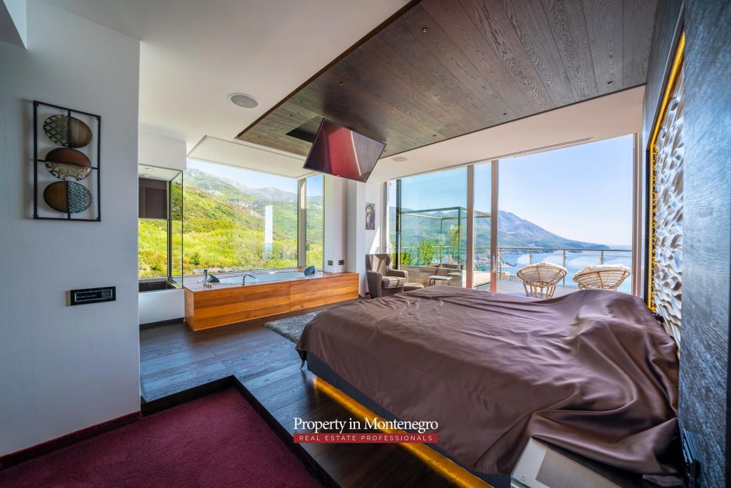 Luxury penthouse in Budva