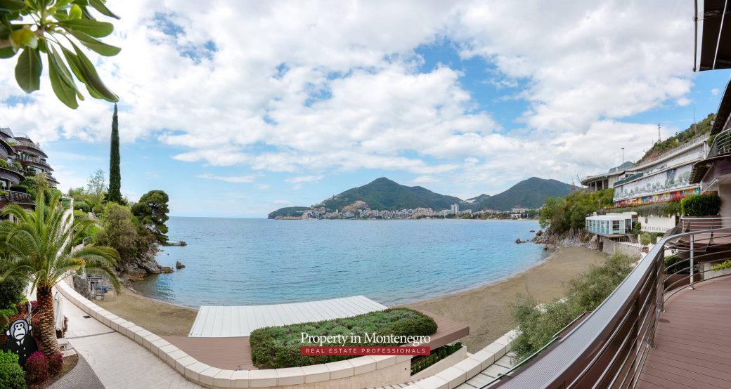 Luxury-two-bedroom-apartment-for-sale-in-Budva (22)