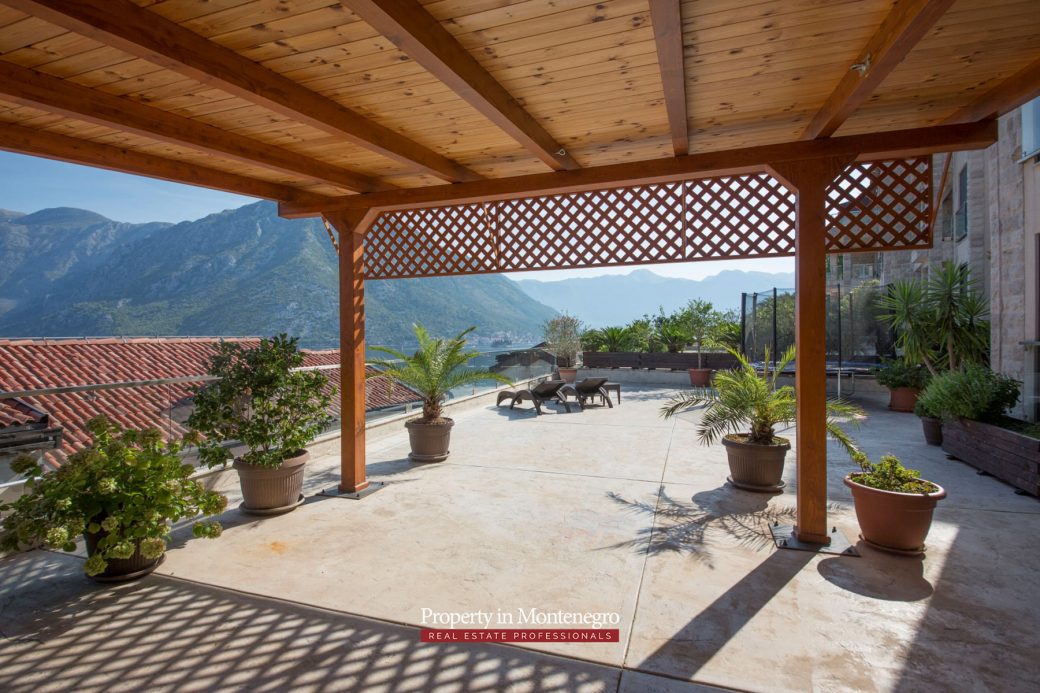 Three-bedroom-apartment-for-sale-in-Bay-of-Kotor (5)