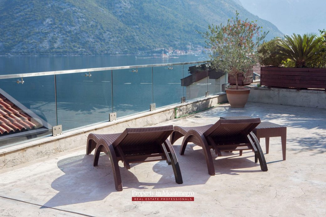 Three-bedroom-apartment-for-sale-in-Bay-of-Kotor (6)