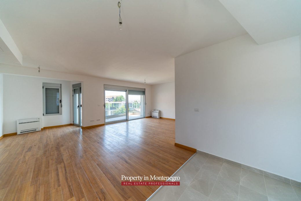 Two bedroom apartment for sale in Tivat