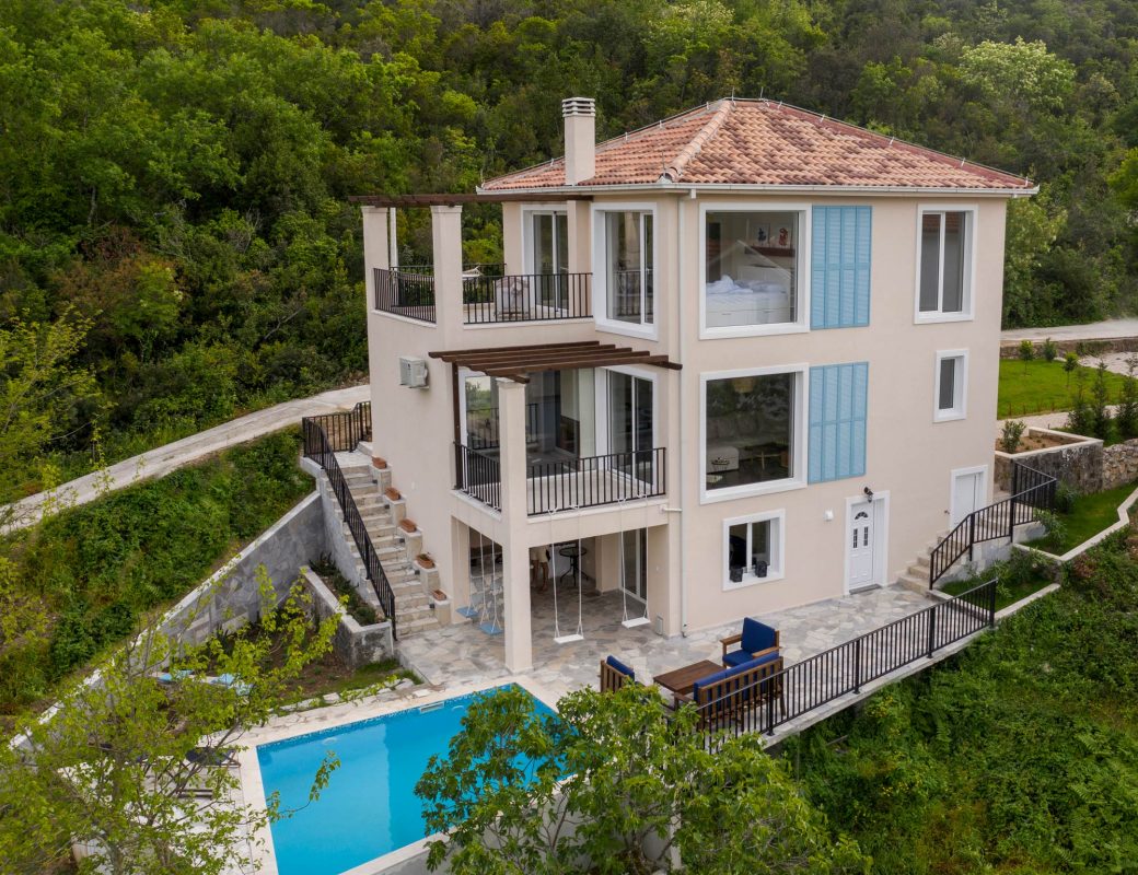 House for sale in Tivat