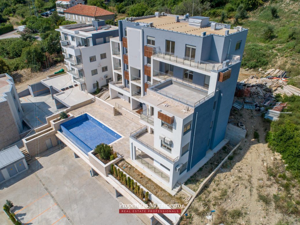 Penthouse for sale in Tivat