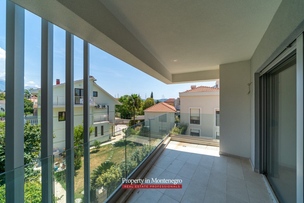 Two bedroom apartment for sale in Tivat