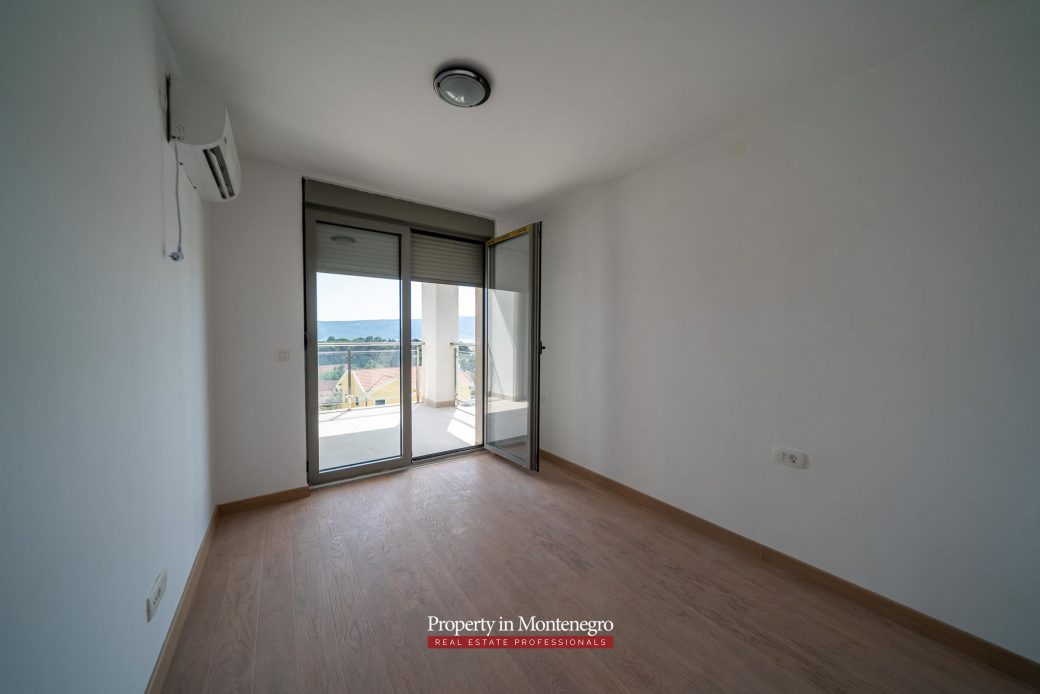 Two bedroom apartment in Tivat