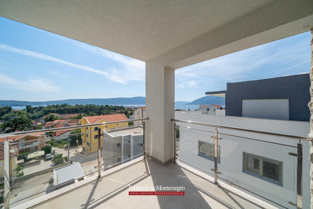 Two bedroom apartment in Tivat