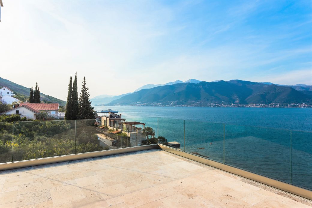 Villa next to beach in Tivat