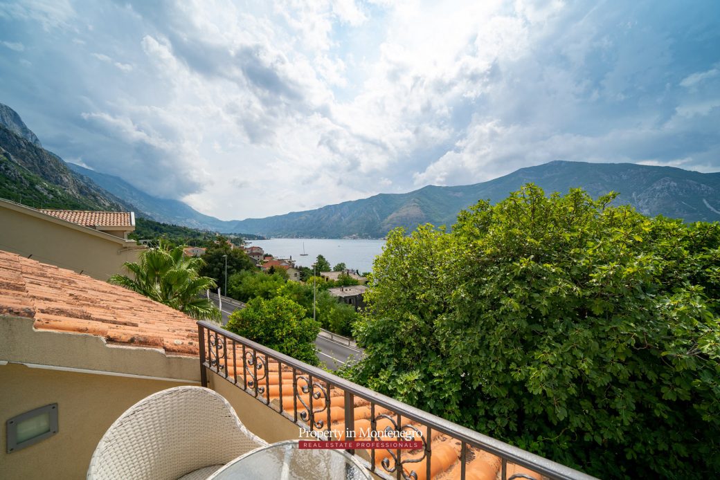 Luxury-apartment-for-sale-in-Dobrota-Kotor32