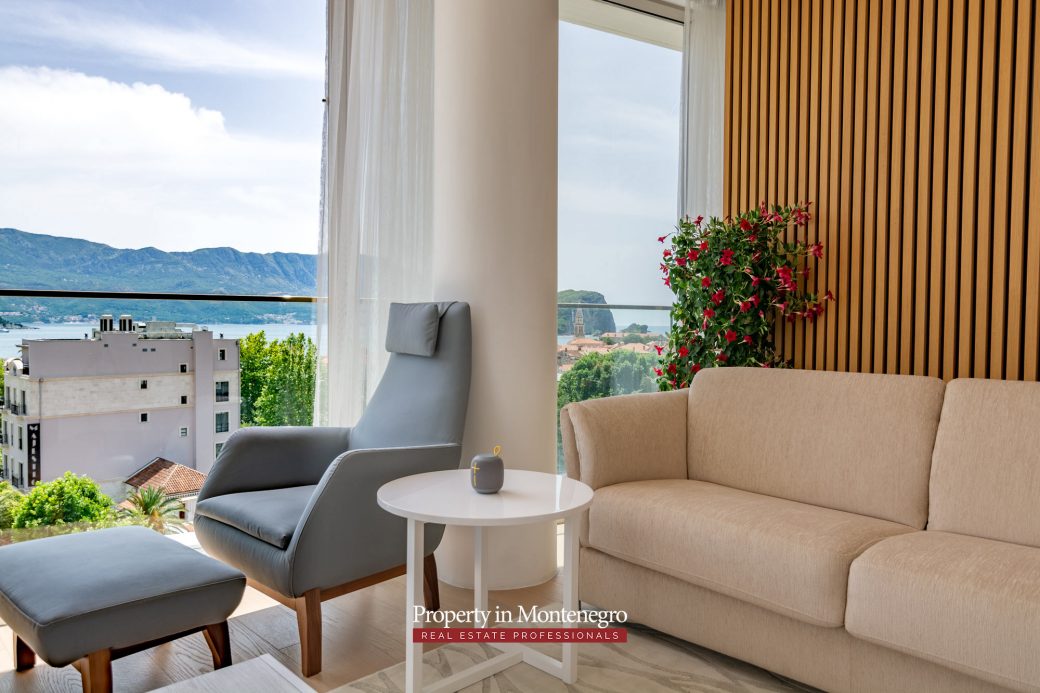 Luxury apartment in Budva