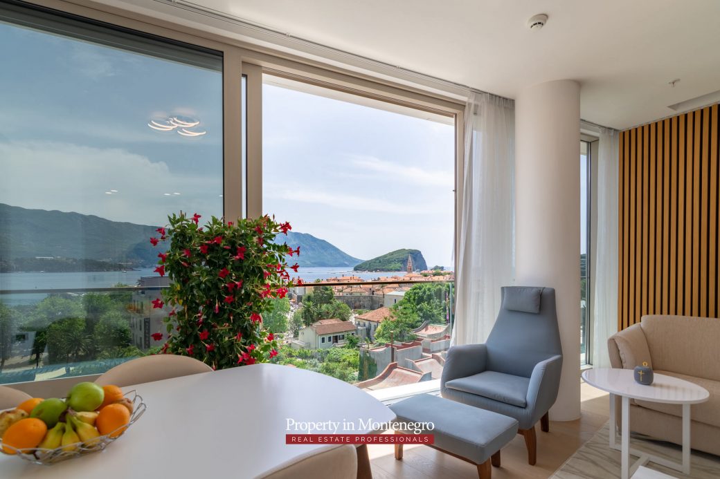 Luxury apartment in Budva