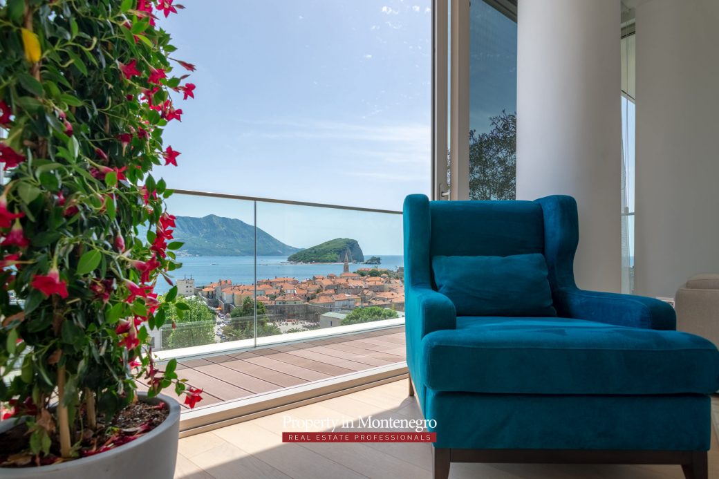 Luxury two bedroom near Old Town Budva