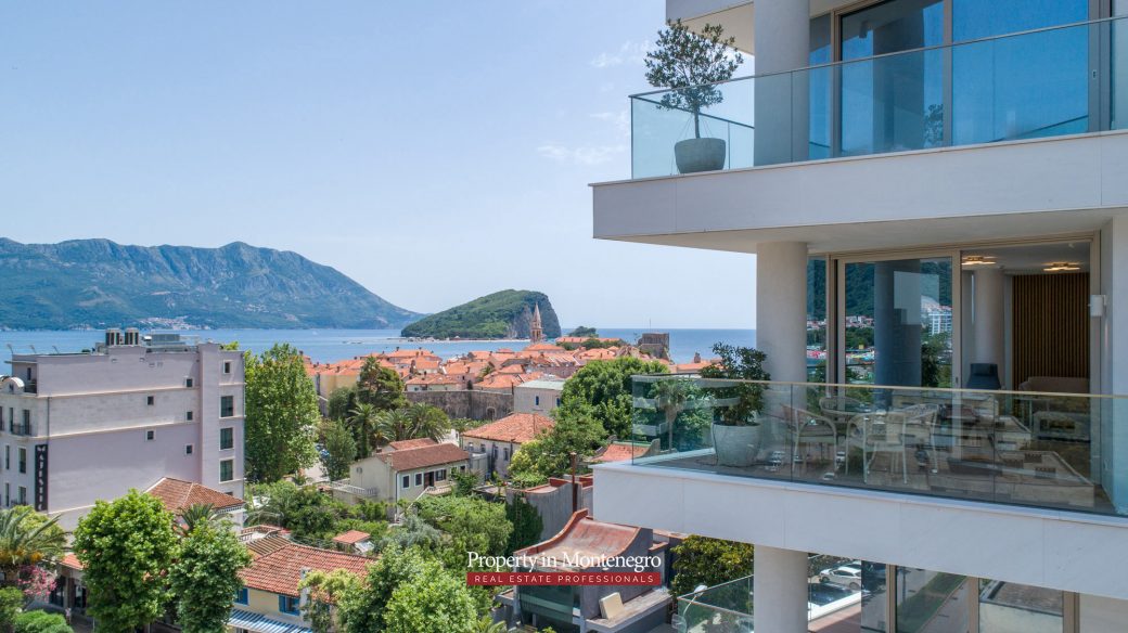 Luxury two bedroom near Old Town Budva