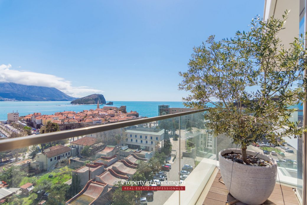 Luxury two bedroom near Old Town Budva