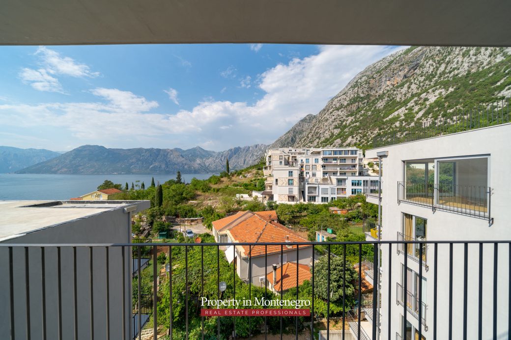 Penthouse for sale in Kotor