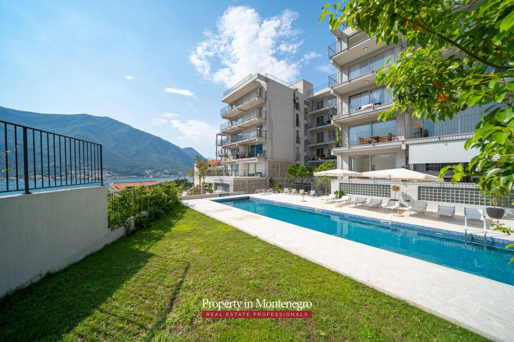 Penthouse for sale in Kotor