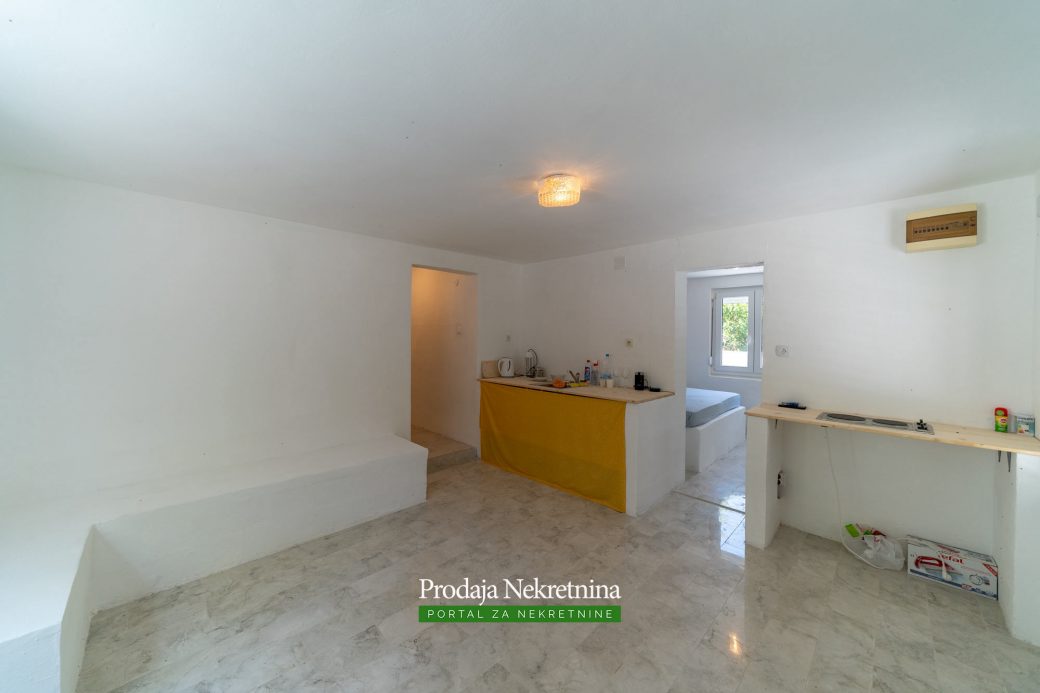 Renovated house for sale in Herceg Novi