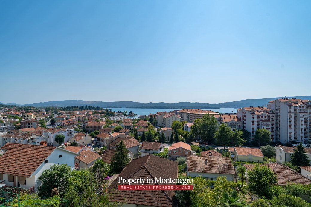 Three bedroom apartment for sale in Tivat