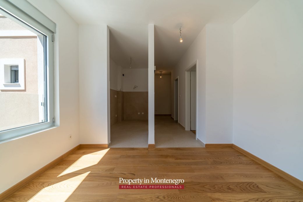 Apartment for sale in Dobrota