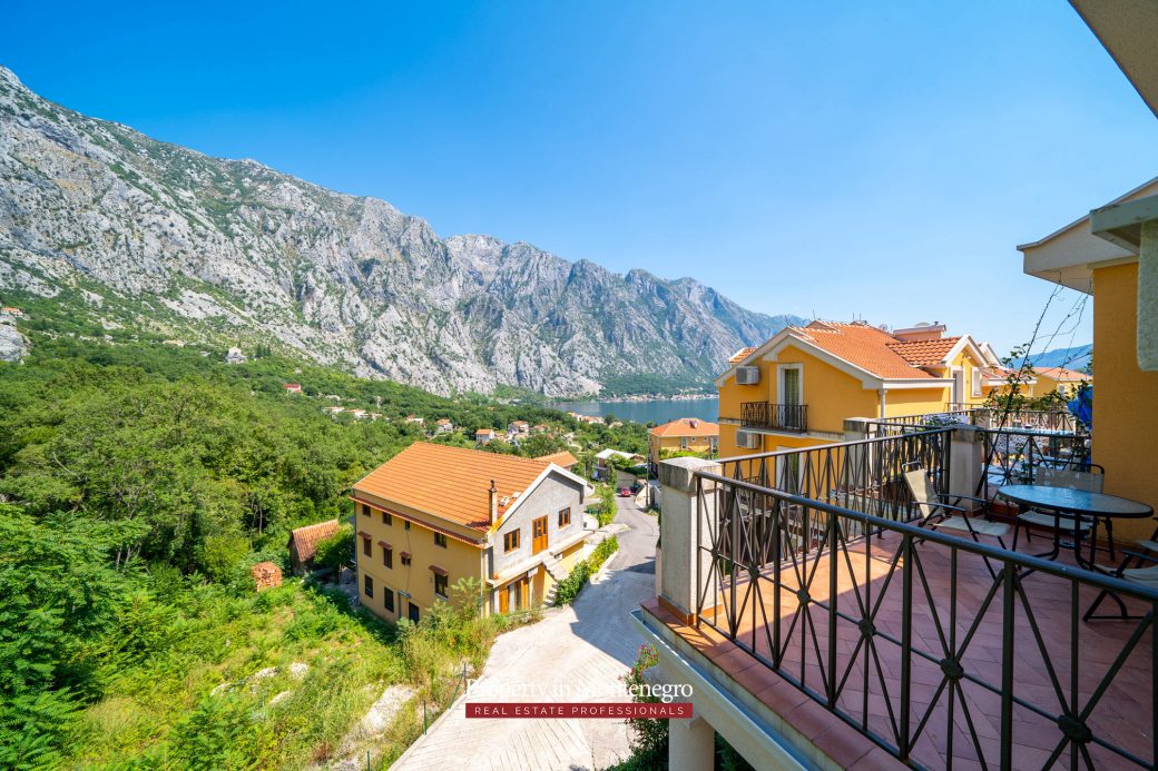 Two bedroom apartment for sale in Kotor