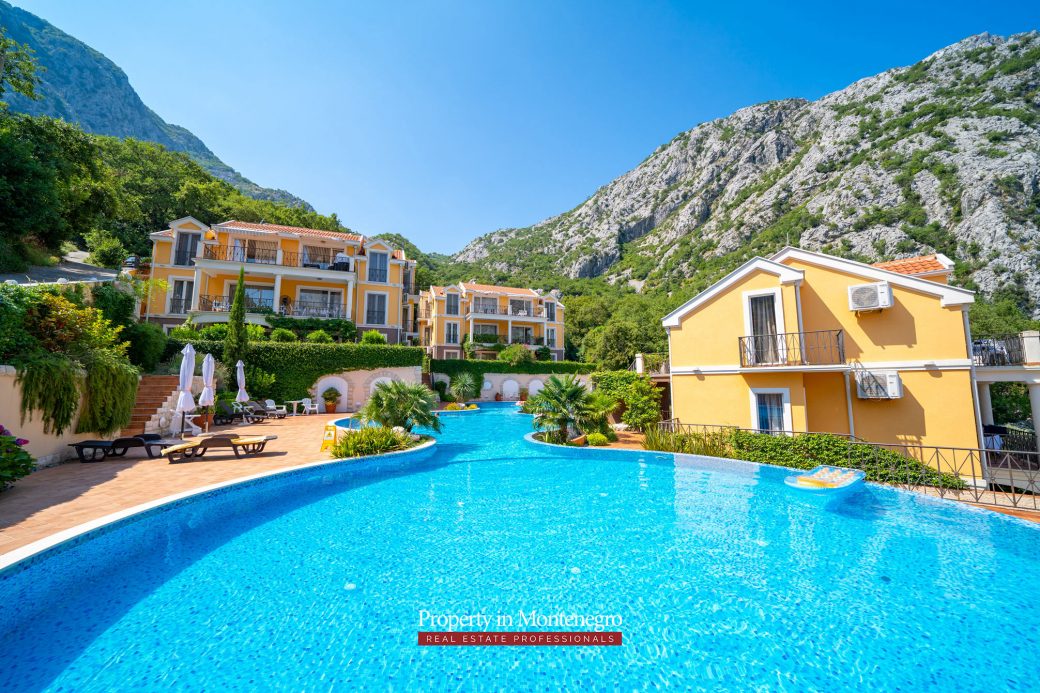 Two bedroom apartment for sale in Kotor