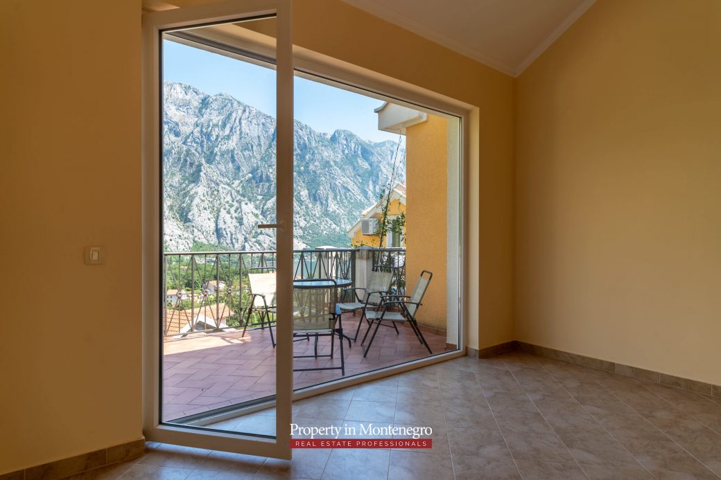 Two bedroom apartment for sale in Kotor