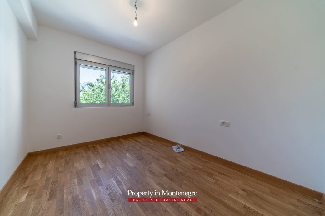 Apartment for sale in Dobrota