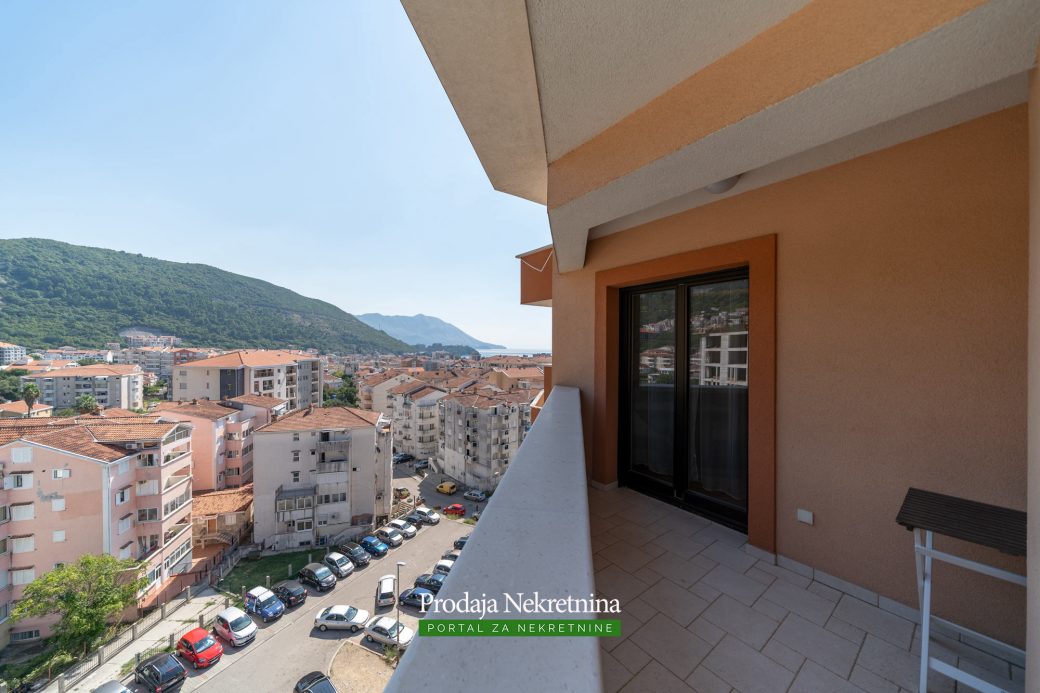 Three bedroom apartment for sale in Budva