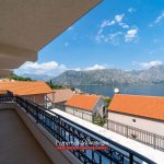 Apartment with swimming pool for sale in Prcanj