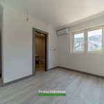 Na prodaji apartman sa bazenom u Boki Kotorskoj