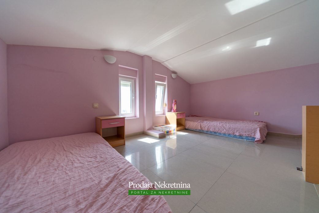 Duplex apartman u Petrovcu