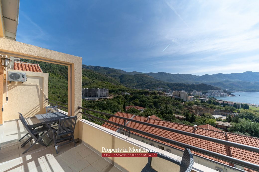 Two bedroom apartment in Budva