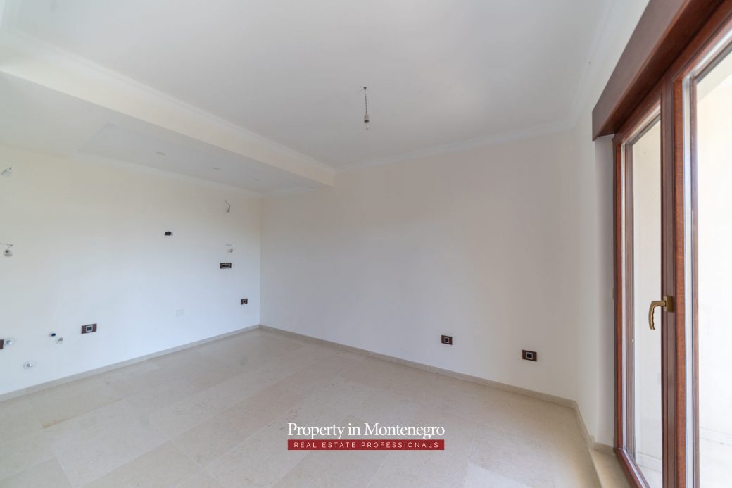 Two bedroom apartment in Petrovac