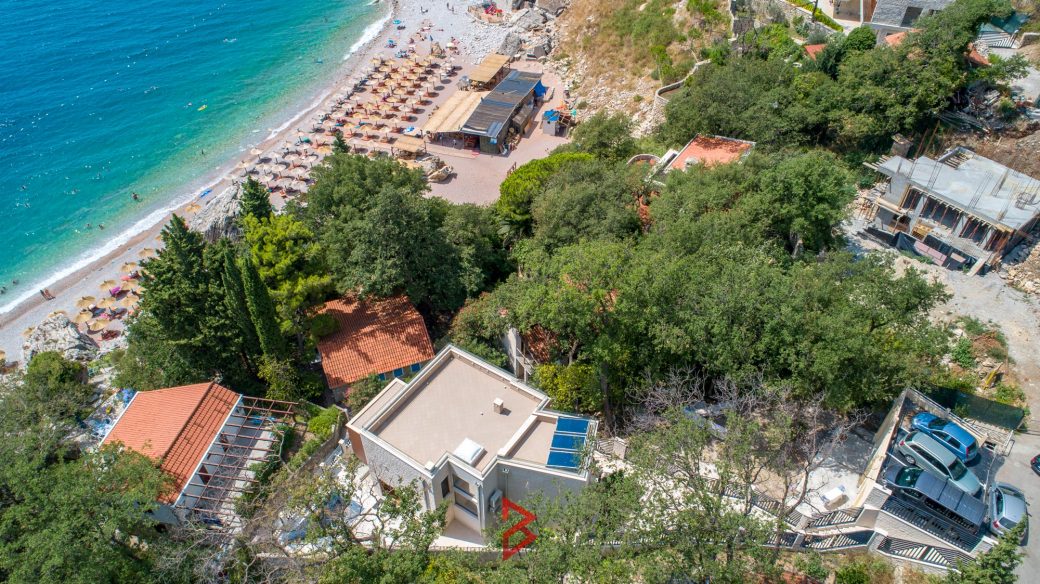 Villa for sale in Budva