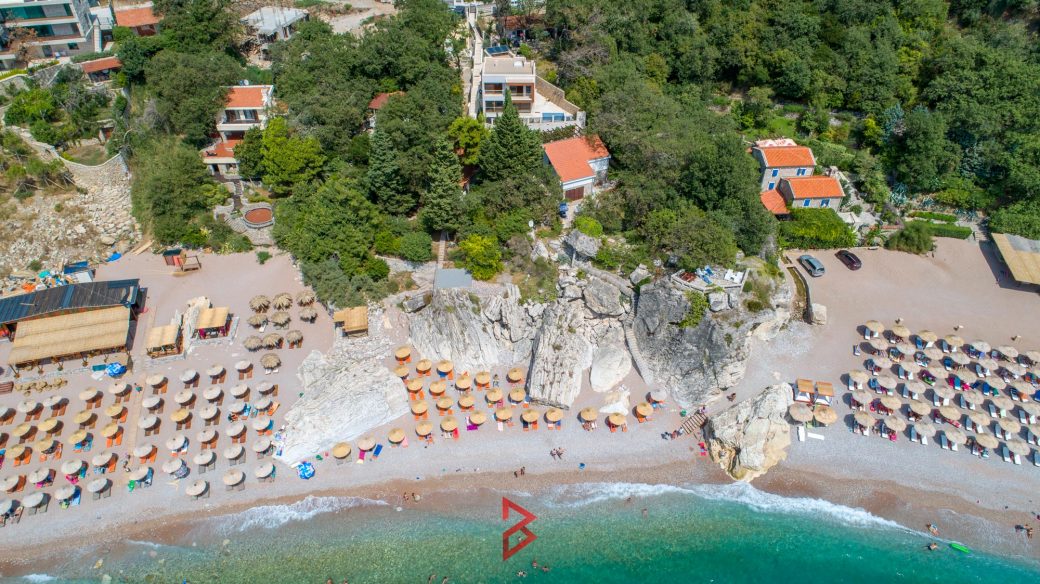 Villa for sale in Budva