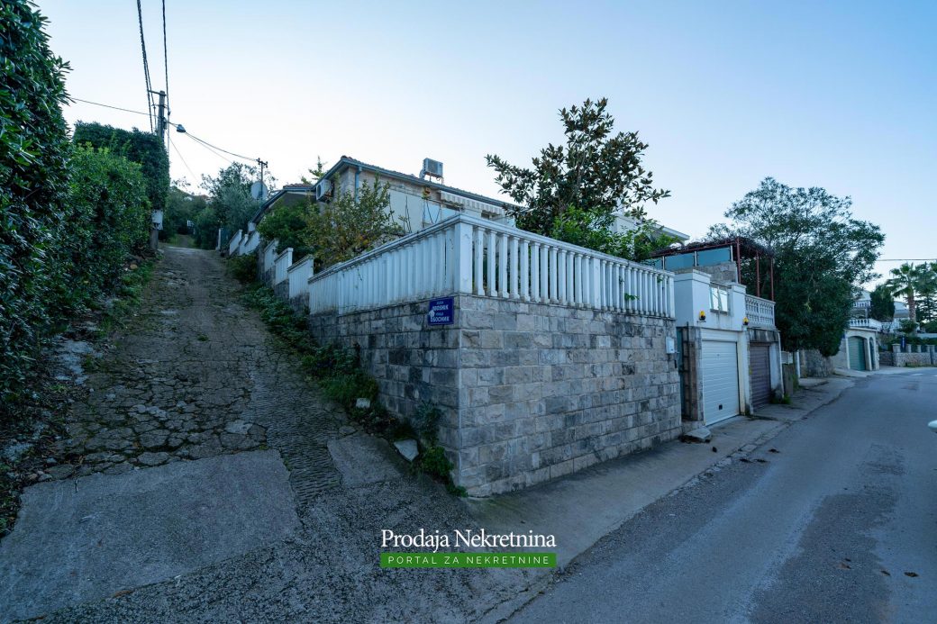 House for sale in Krasici