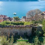 Land and house for sale in Perast