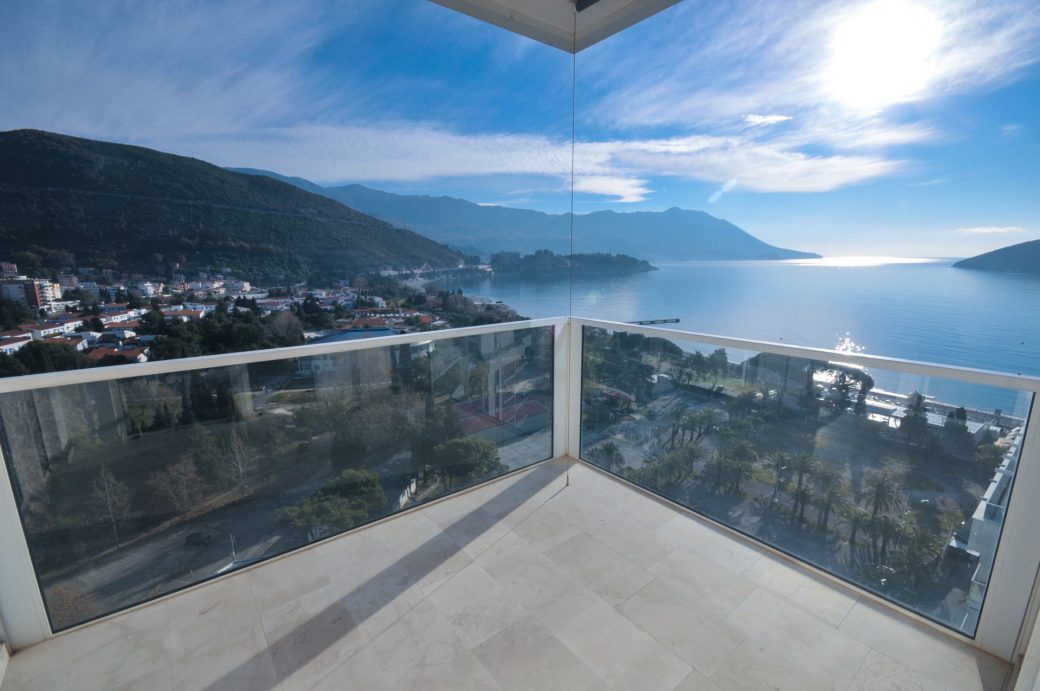 3 bed apartment for sale in Budva