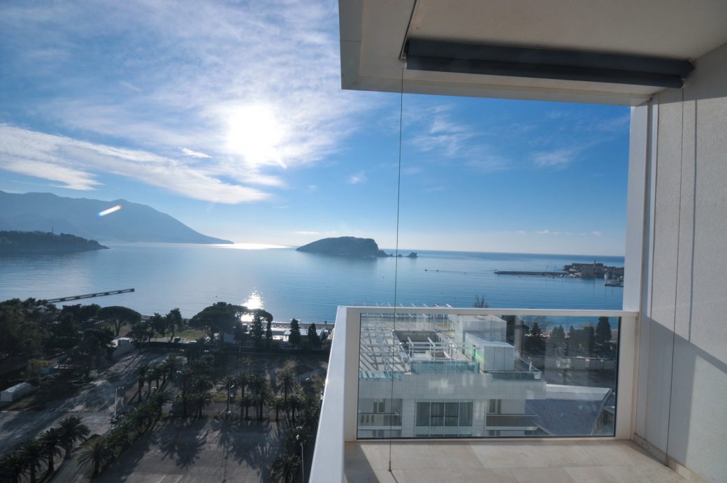 3 bed apartment for sale in Budva