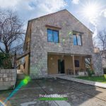 Family house for sale in Dobrota