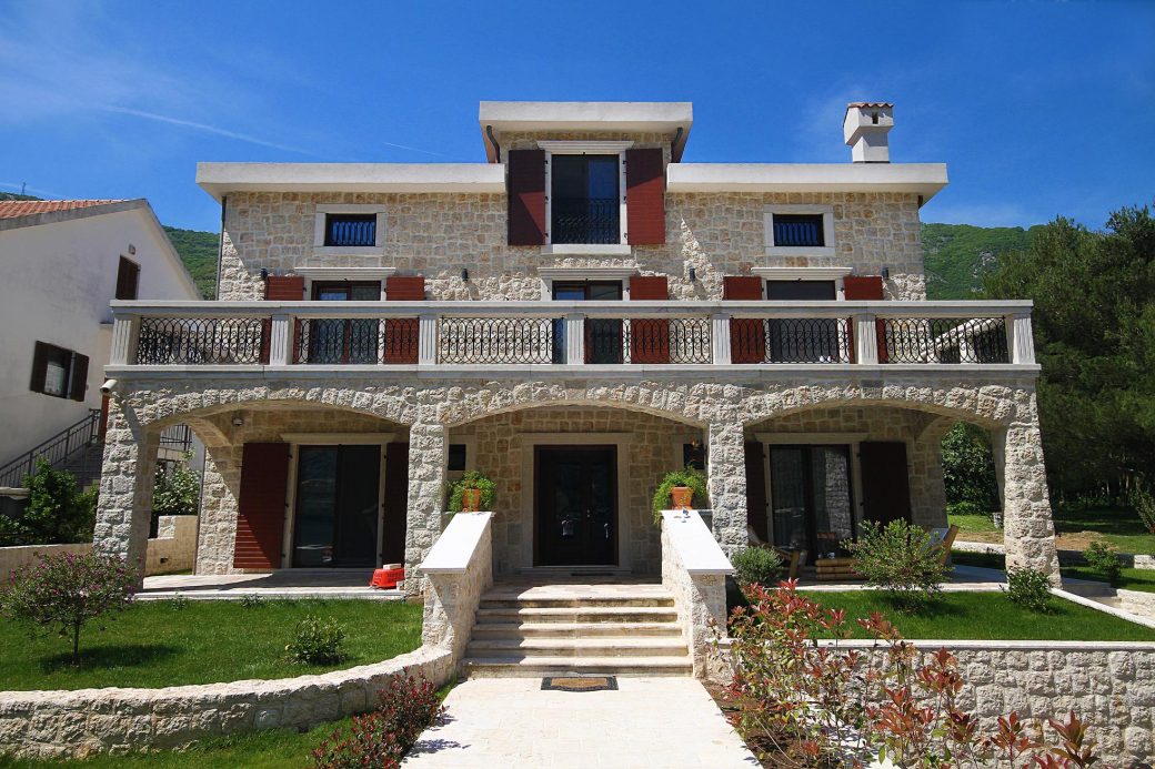 First line villa for sale in Montenegro