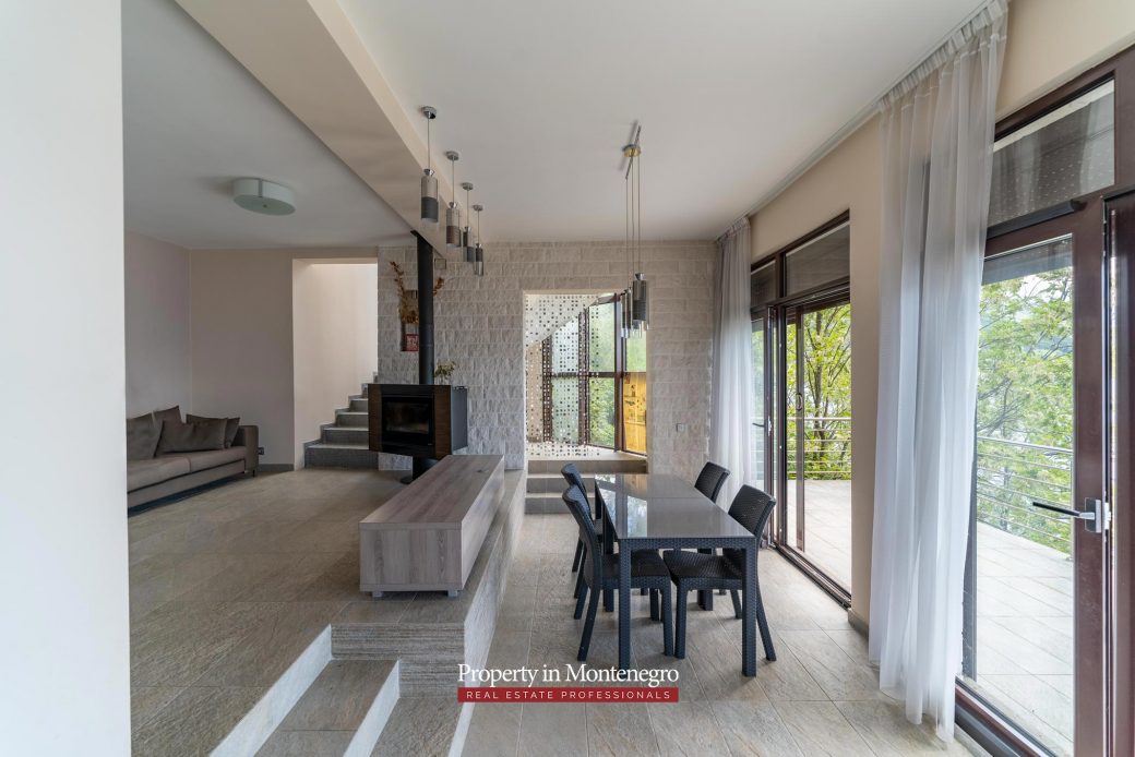 House for sale in Herceg Novi