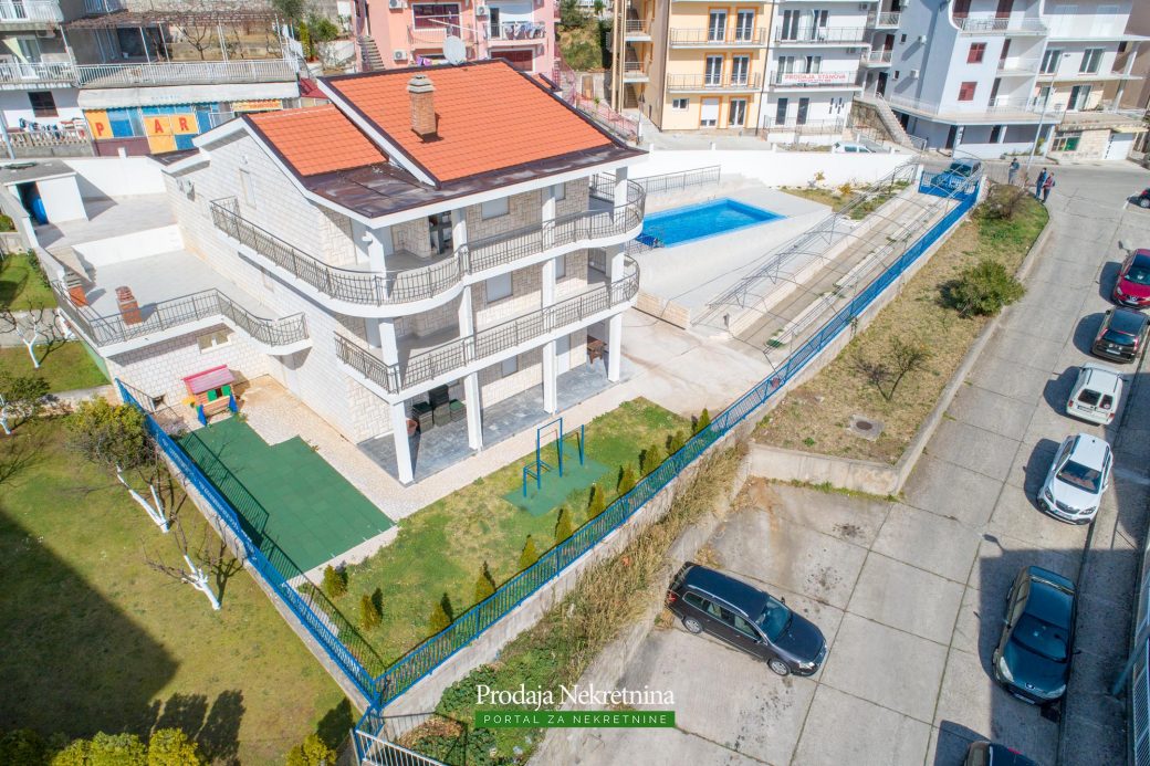 House for sale in Herceg Novi