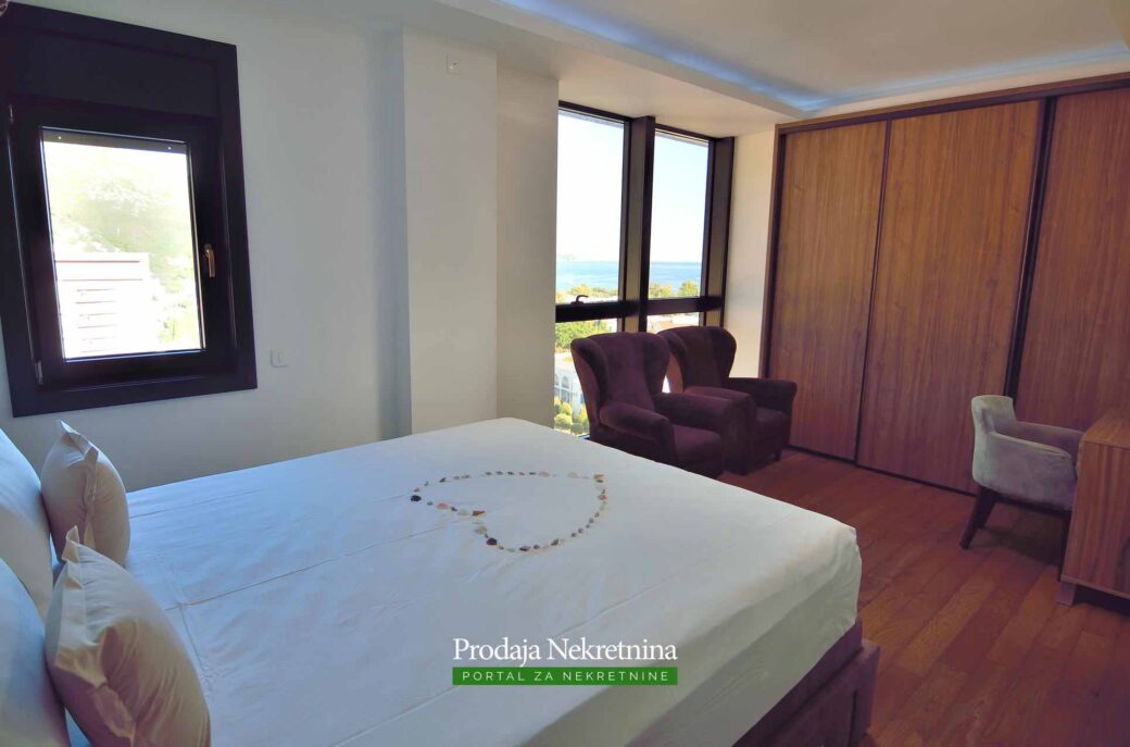 Luxury-penthouse-for-sale-in-Budva (21)